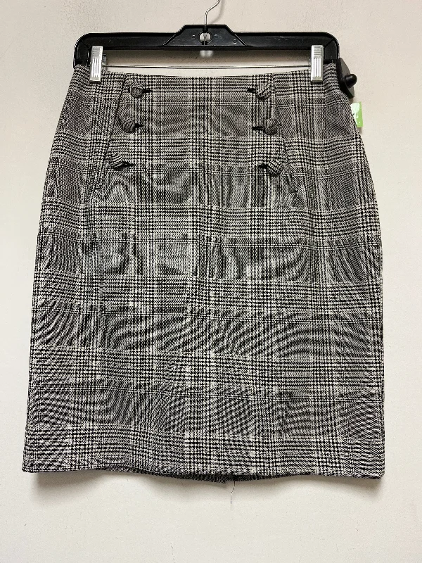 Skirt Midi By H&m  Size: 6