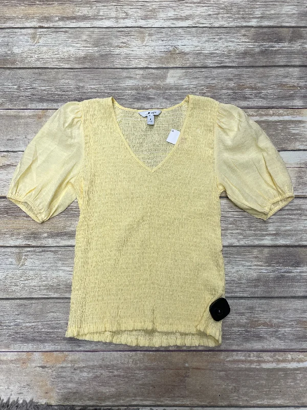 Top Short Sleeve By Nine West In Yellow, Size: S